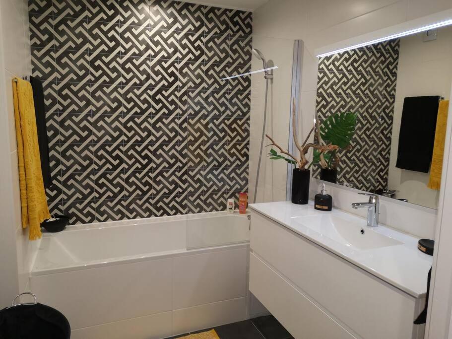 Appartement Cocooning Calme Orleans Exterior photo
